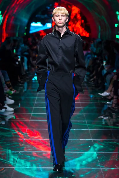 Look 72